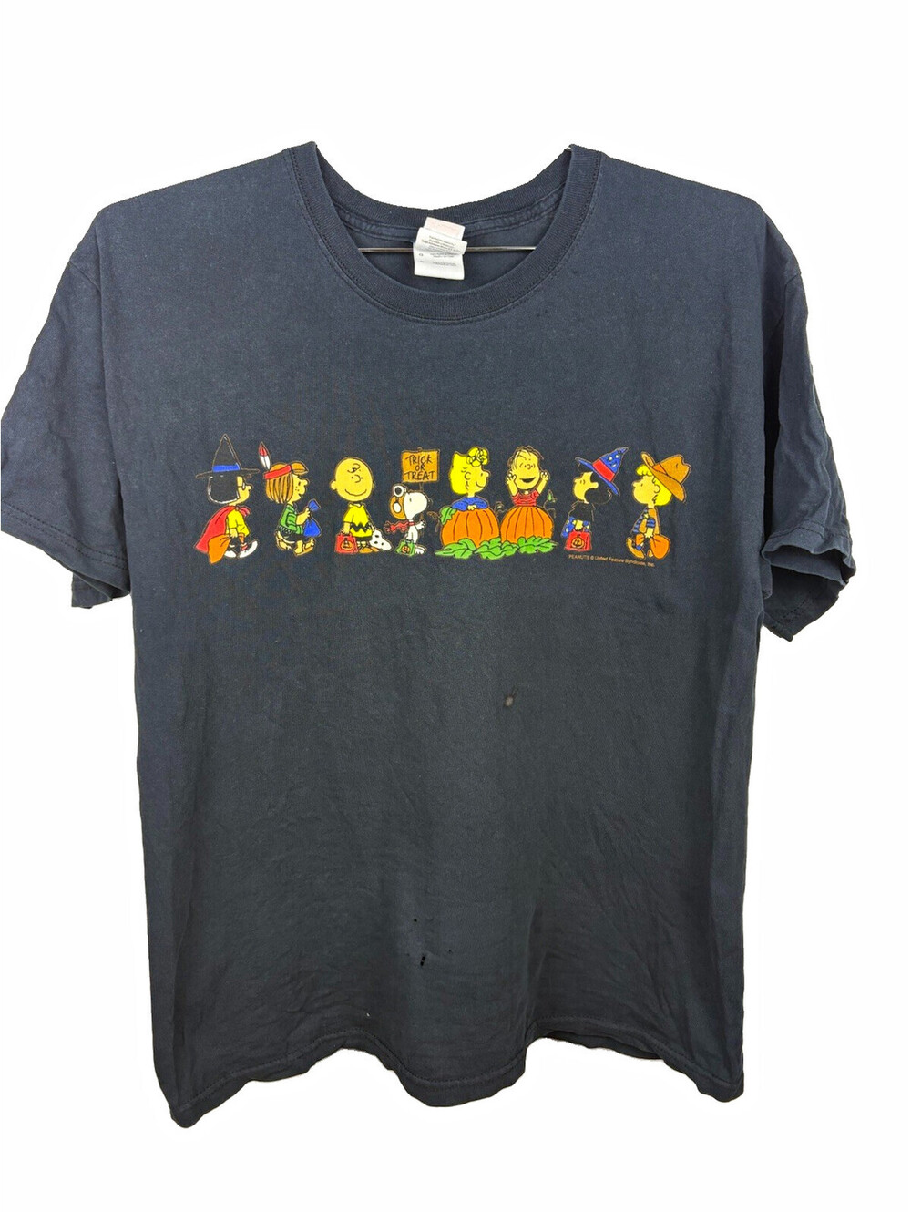 Vintage Peanuts Halloween T-Shirt Trick or Treat Black Size L
